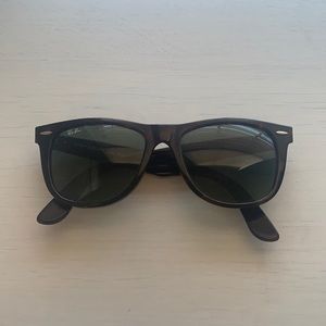 Ray-Ban Sunglasses